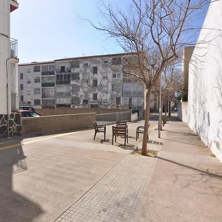 Rnet - Gran Via * Rosas